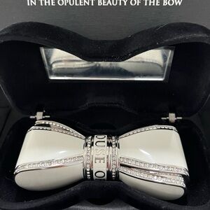 House of Sillage Bow Lipstick Case